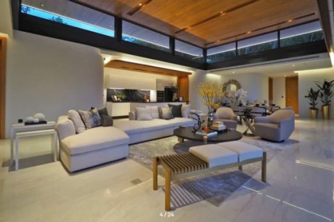 Chalet de 4 dormitorios en Layan Beach, Tailandia № 191216 - foto 5