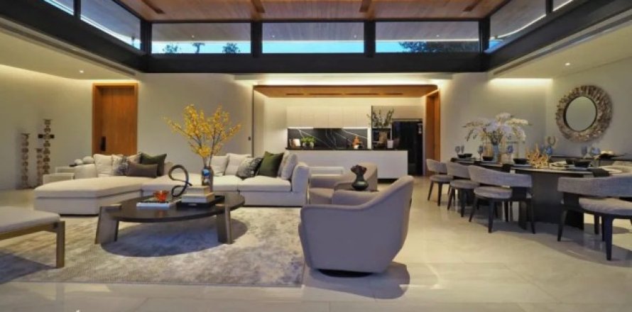 Chalet de 4 dormitorios en Layan Beach, Tailandia № 191216