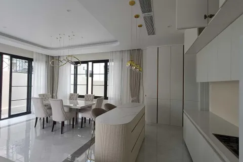 Villa in Pattaya, Thailand 4 Schlafzimmer № 155697 - Foto 6