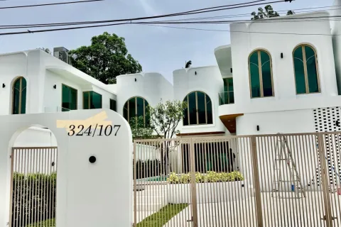Haus in Pattaya, Thailand 5 Schlafzimmer № 155694 - Foto 28