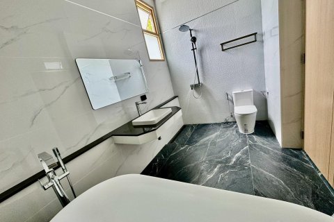 Haus in Pattaya, Thailand 5 Schlafzimmer № 155694 - Foto 19