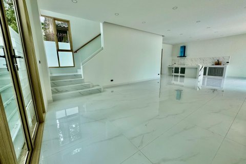 Haus in Pattaya, Thailand 5 Schlafzimmer № 155694 - Foto 11