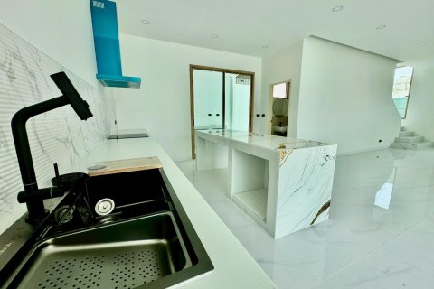 Haus in Pattaya, Thailand 5 Schlafzimmer № 155694 - Foto 14