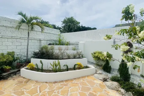 Casa de 6 dormitorios en Pattaya, Tailandia № 155696 - foto 7