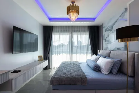 Chalet de 5 dormitorios en Pattaya, Tailandia № 155698 - foto 19