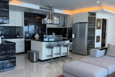 Apartamento de 2 dormitorios en Pattaya, Tailandia № 155700 - foto 12