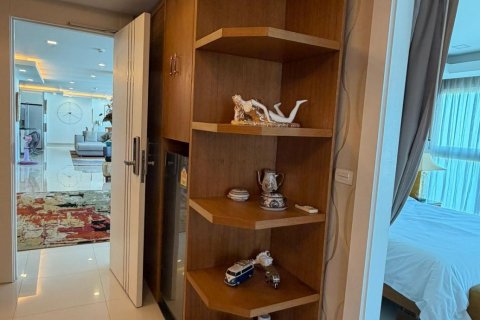 Apartamento de 2 dormitorios en Pattaya, Tailandia № 155700 - foto 17
