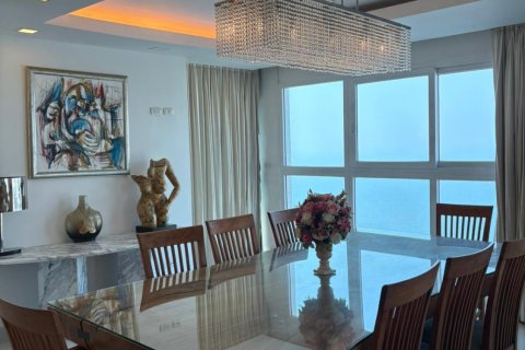 Apartamento de 2 dormitorios en Pattaya, Tailandia № 155700 - foto 11