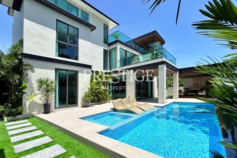 Haus in Pattaya, Thailand 6 Schlafzimmer № 198030