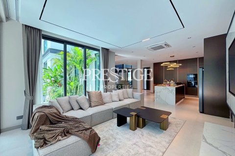 Maison à Pattaya, Thaïlande 6 chambres № 198030 - photo 4