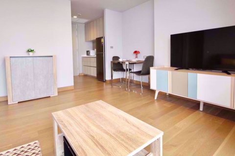 Condo in Bangkok, Thailand, 2 bedrooms in The Lumpini 24  № 50973