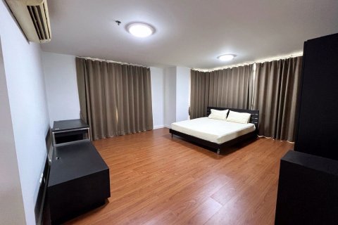 Sobre plano Condo One X Sukhumvit 26 en Bangkok, Tailandia № 28711 - foto 5