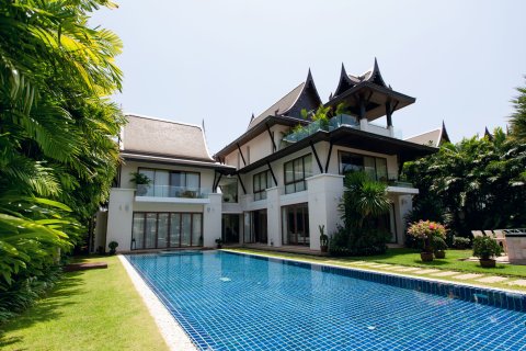 Villa à Phuket, Thaïlande 5 chambres № 139159
