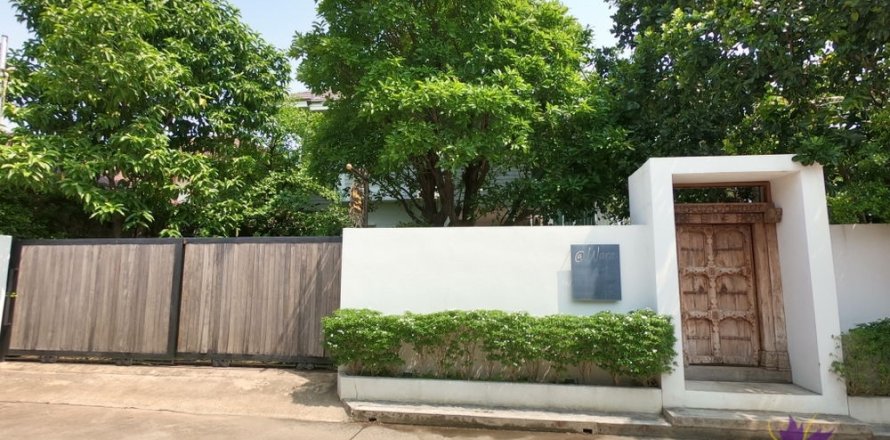 Casa de 5 dormitorios en Chiang Mai, Tailandia № 162582