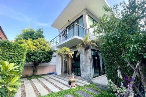 House in Chiang Mai, Thailand 3 bedrooms № 162584 - photo 2