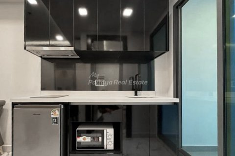 Condominio de 1 dormitorio en Bang Lamung, Tailandia № 205134 - foto 3