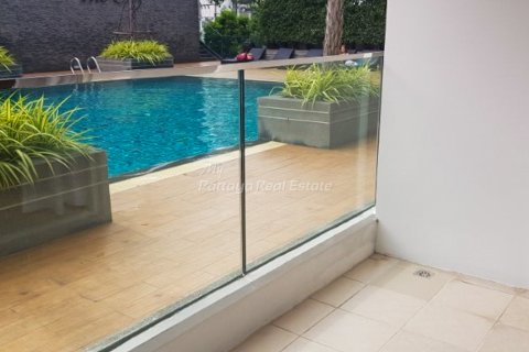 Condominio de 1 dormitorio en Bang Lamung, Tailandia № 205140 - foto 15