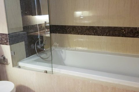 Condominio de 1 dormitorio en Bang Lamung, Tailandia № 205140 - foto 13