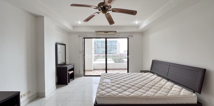 Estudio en el condominio en Bang Lamung, Tailandia № 205137