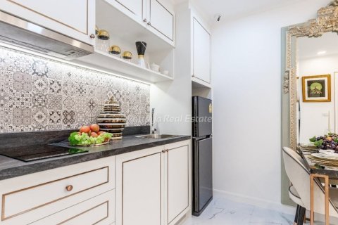 Condominio de 1 dormitorio en Bang Lamung, Tailandia № 205139 - foto 6