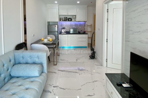 Condominio de 1 dormitorio en Bang Lamung, Tailandia № 205139 - foto 4