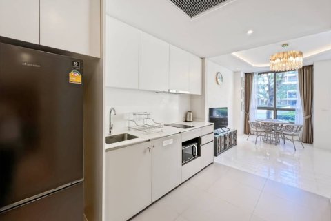 Condo in Hua Hin, Thailand, 2 bedrooms № 155780 - photo 8