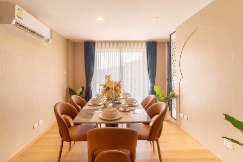 Condo in Hua Hin, Thailand, 2 bedrooms № 155782 - photo 7