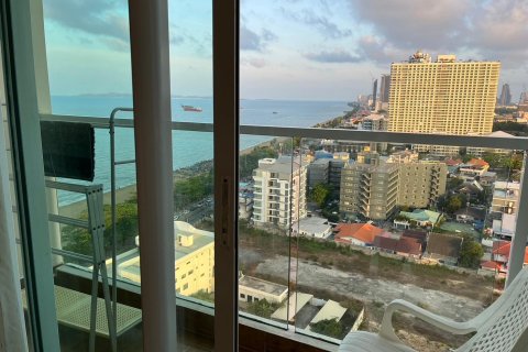Apartamento de 2 habitaciones en Pattaya, Tailandia № 202228 - foto 9