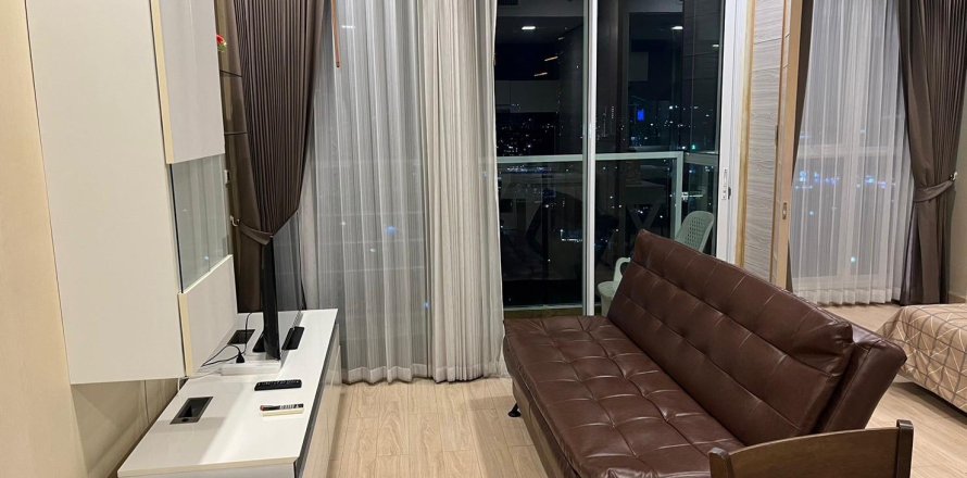 Apartamento de 2 habitaciones en Pattaya, Tailandia № 202228
