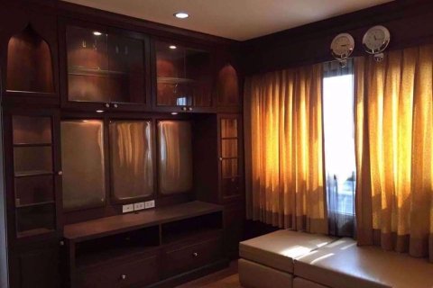 Condo in Phaya Thai, Bangkok, Thailand, 2 bedrooms  № 47943 - photo 2