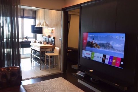 Condominio de 1 dormitorio en Khlong Toei, Bangkok, Tailandia № 47945 - foto 4