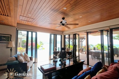 Villa in Kata, Thailand 4 bedrooms № 179804 - photo 29