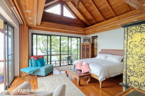 Villa in Kata, Thailand 4 bedrooms № 179804 - photo 15