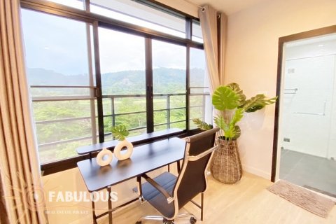 Chalet de 7 dormitorios en Kathu, Tailandia № 179799 - foto 4