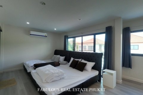 Chalet de 7 dormitorios en Kathu, Tailandia № 179799 - foto 13