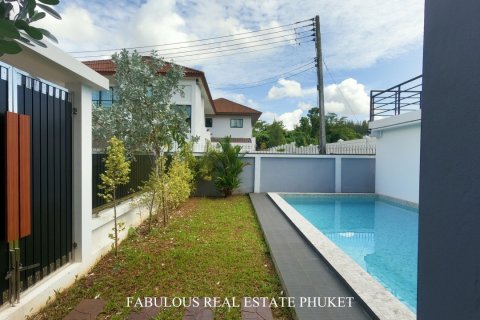 Chalet de 7 dormitorios en Kathu, Tailandia № 179799 - foto 8