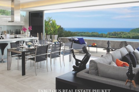 Apartamento de 2 dormitorios en Bang Tao, Tailandia № 179803 - foto 4