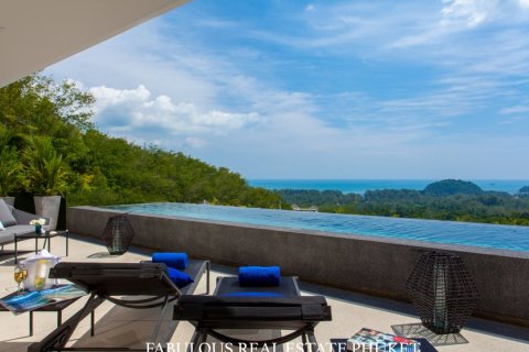 Apartamento de 2 dormitorios en Bang Tao, Tailandia № 179803
