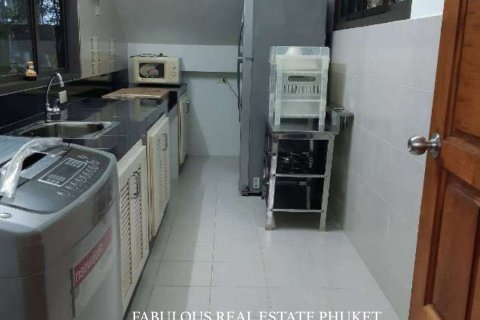 Chalet de 4 dormitorios en Bang Tao, Tailandia № 179798 - foto 6