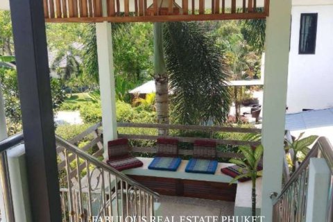 Chalet de 4 dormitorios en Bang Tao, Tailandia № 179798 - foto 2