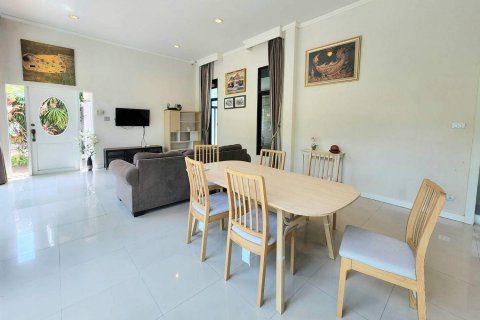 Casa de 4 dormitorios en Pattaya, Tailandia № 47443 - foto 6