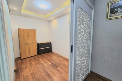 Casa de 4 dormitorios en Pattaya, Tailandia № 47443 - foto 11