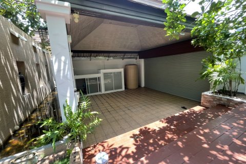Maison à Pattaya, Thaïlande 4 chambres № 47443