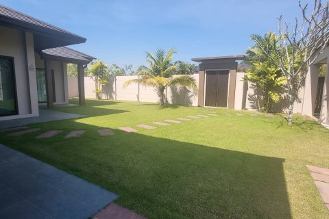 Casa de 3 dormitorios en Pattaya, Tailandia № 47442 - foto 19