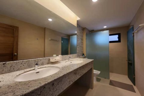 Casa de 3 dormitorios en Pattaya, Tailandia № 47442 - foto 22
