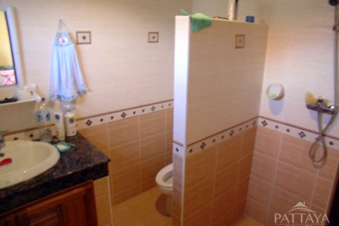 Casa de 4 dormitorios en Pattaya, Tailandia № 47445 - foto 14