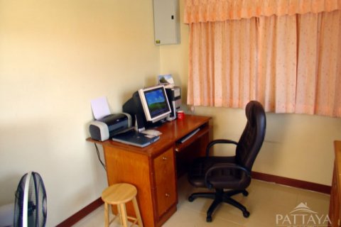 Casa de 4 dormitorios en Pattaya, Tailandia № 47445 - foto 19