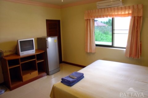 Casa de 4 dormitorios en Pattaya, Tailandia № 47445 - foto 21