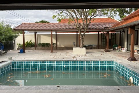 Casa de 3 dormitorios en Pattaya, Tailandia № 47441 - foto 13