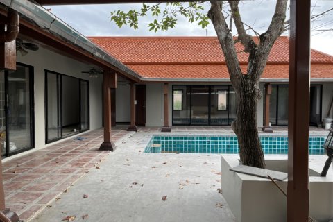Casa de 3 dormitorios en Pattaya, Tailandia № 47441 - foto 5